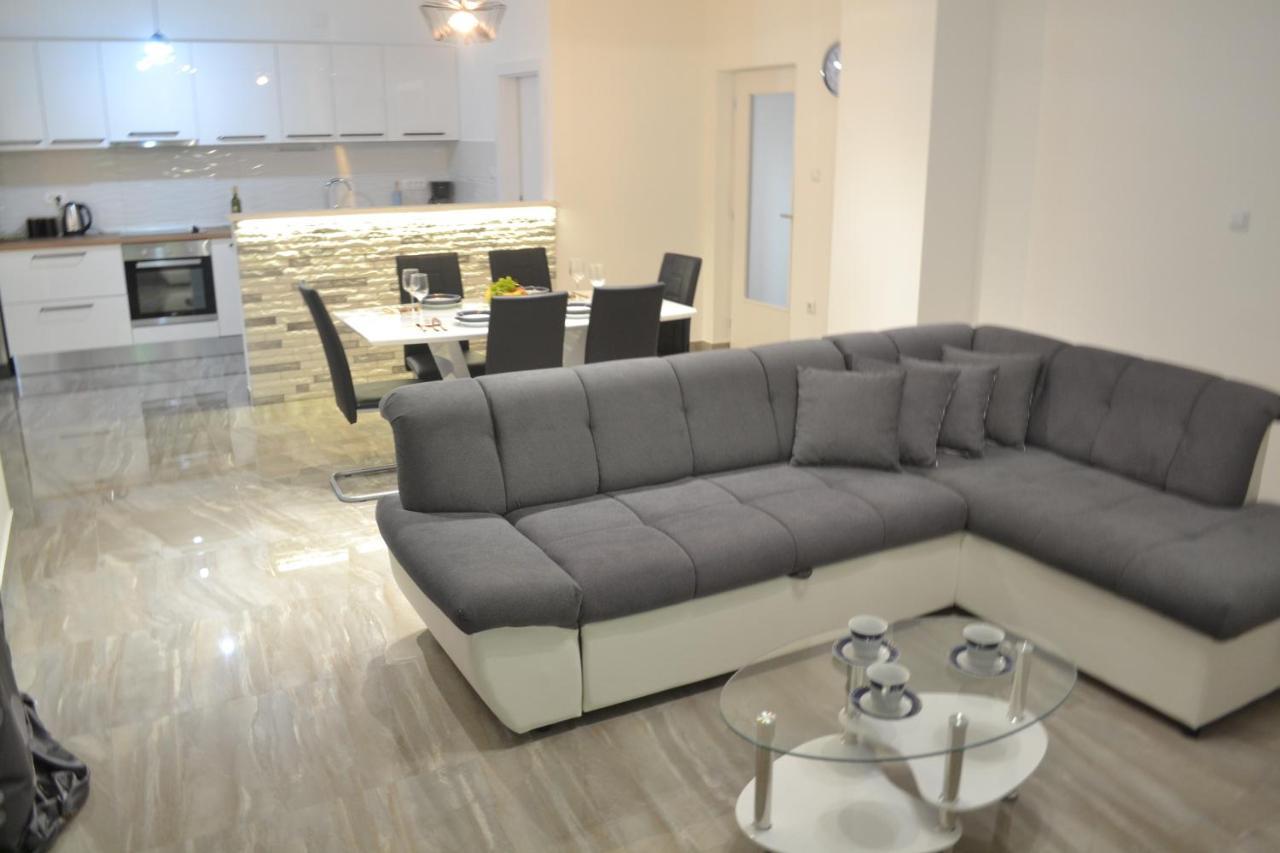 לופאר Mariva Apartments מראה חיצוני תמונה