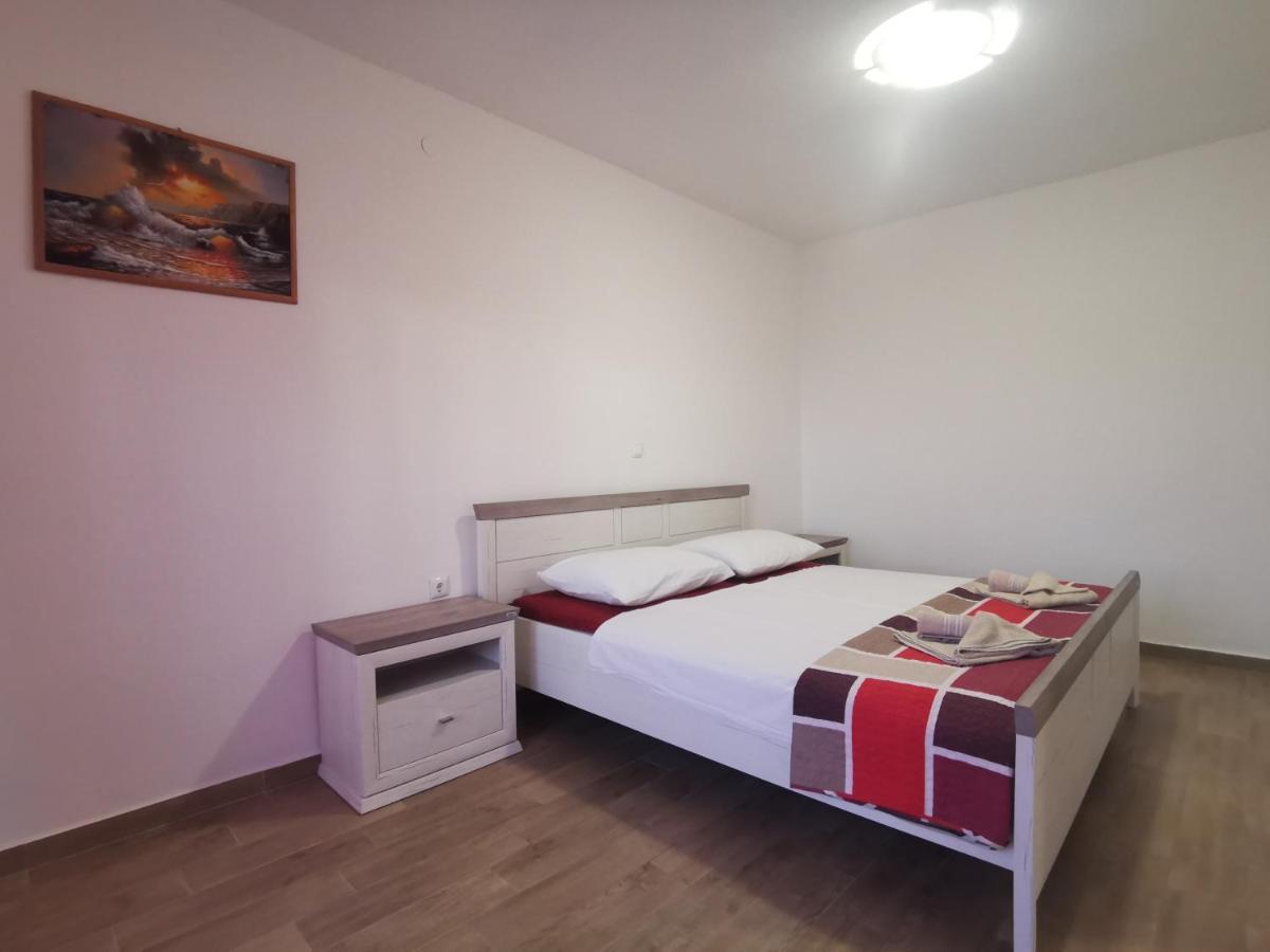 לופאר Mariva Apartments מראה חיצוני תמונה
