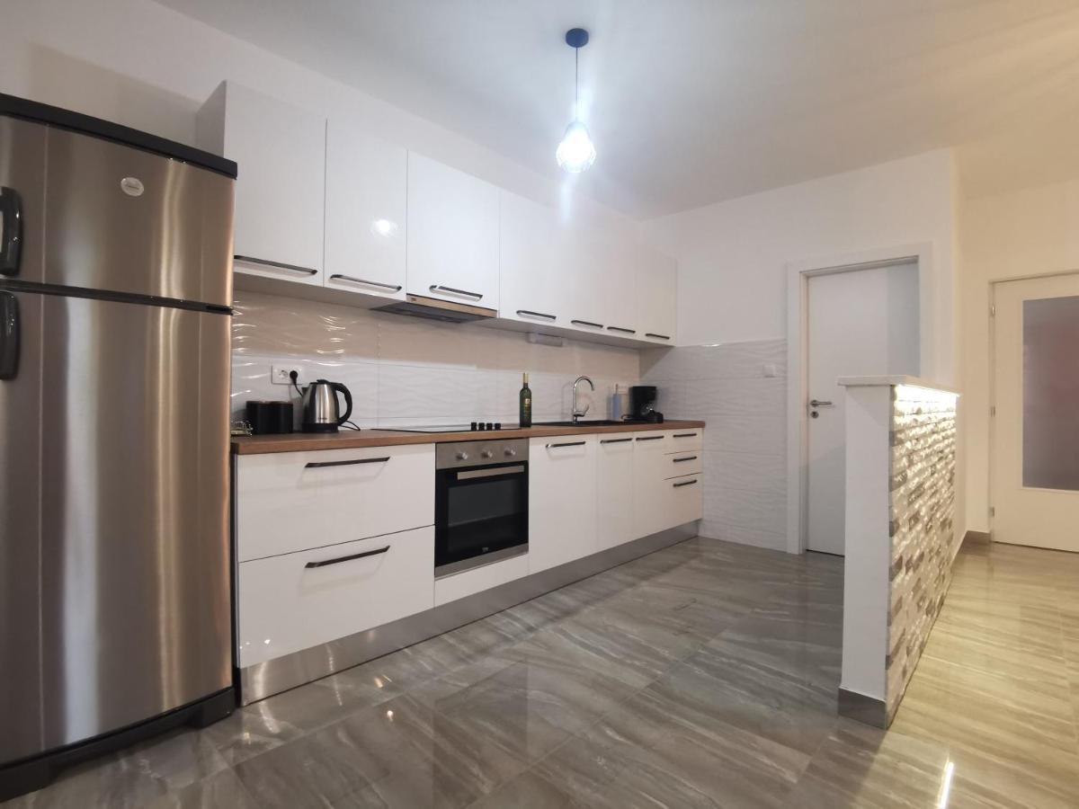 לופאר Mariva Apartments מראה חיצוני תמונה