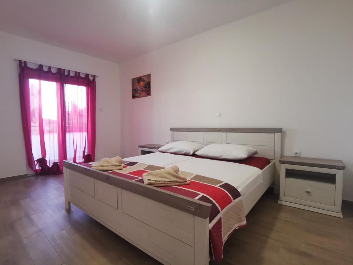 לופאר Mariva Apartments מראה חיצוני תמונה
