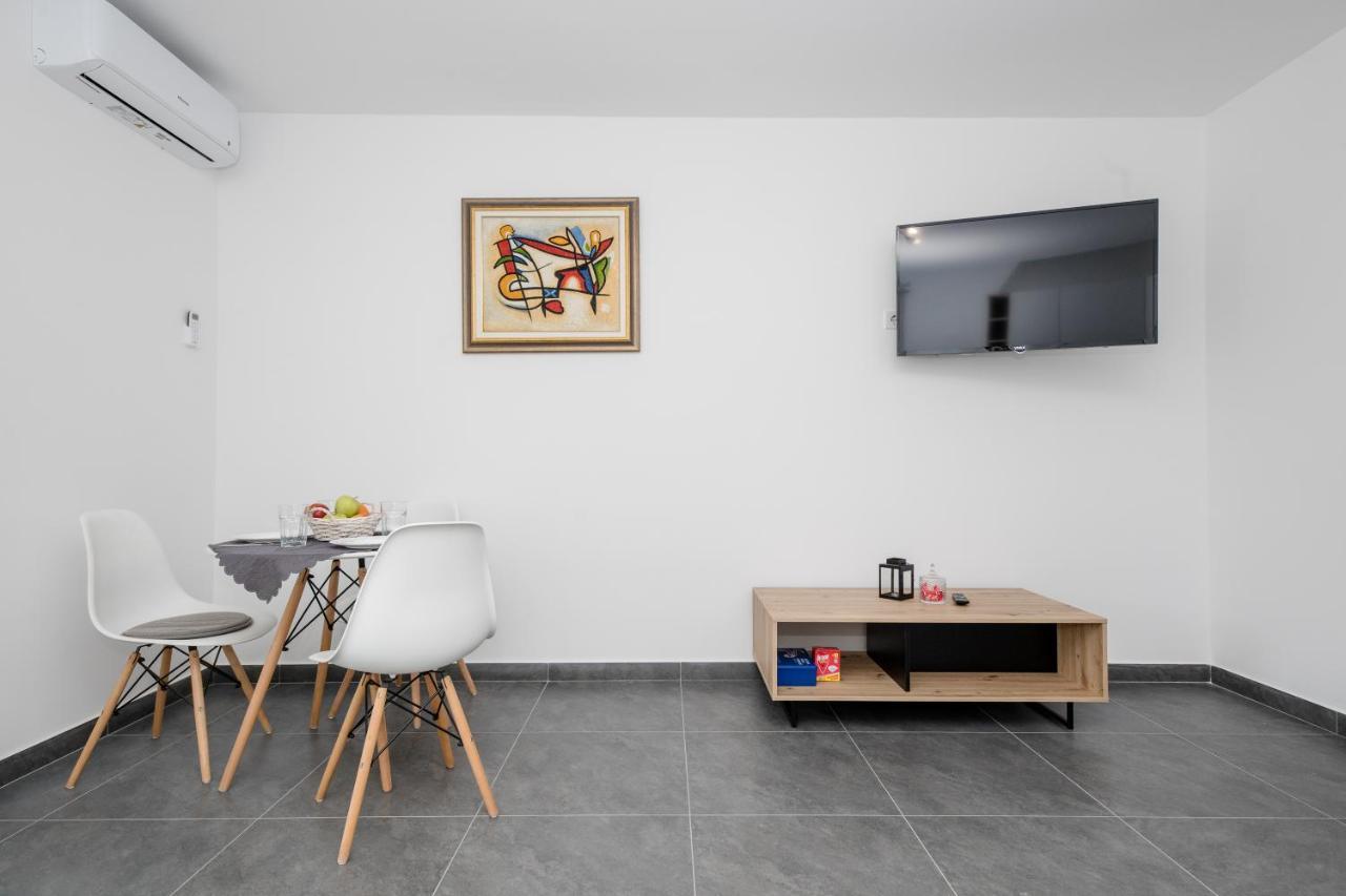 לופאר Mariva Apartments מראה חיצוני תמונה