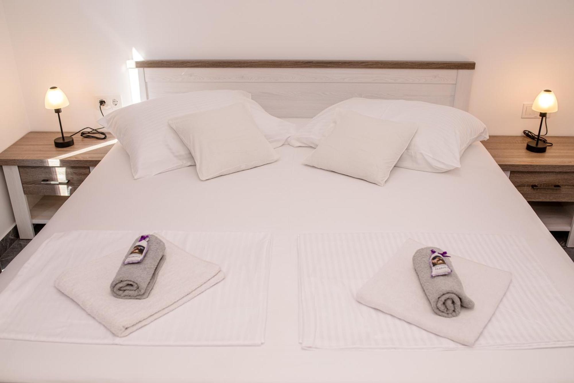 לופאר Mariva Apartments מראה חיצוני תמונה