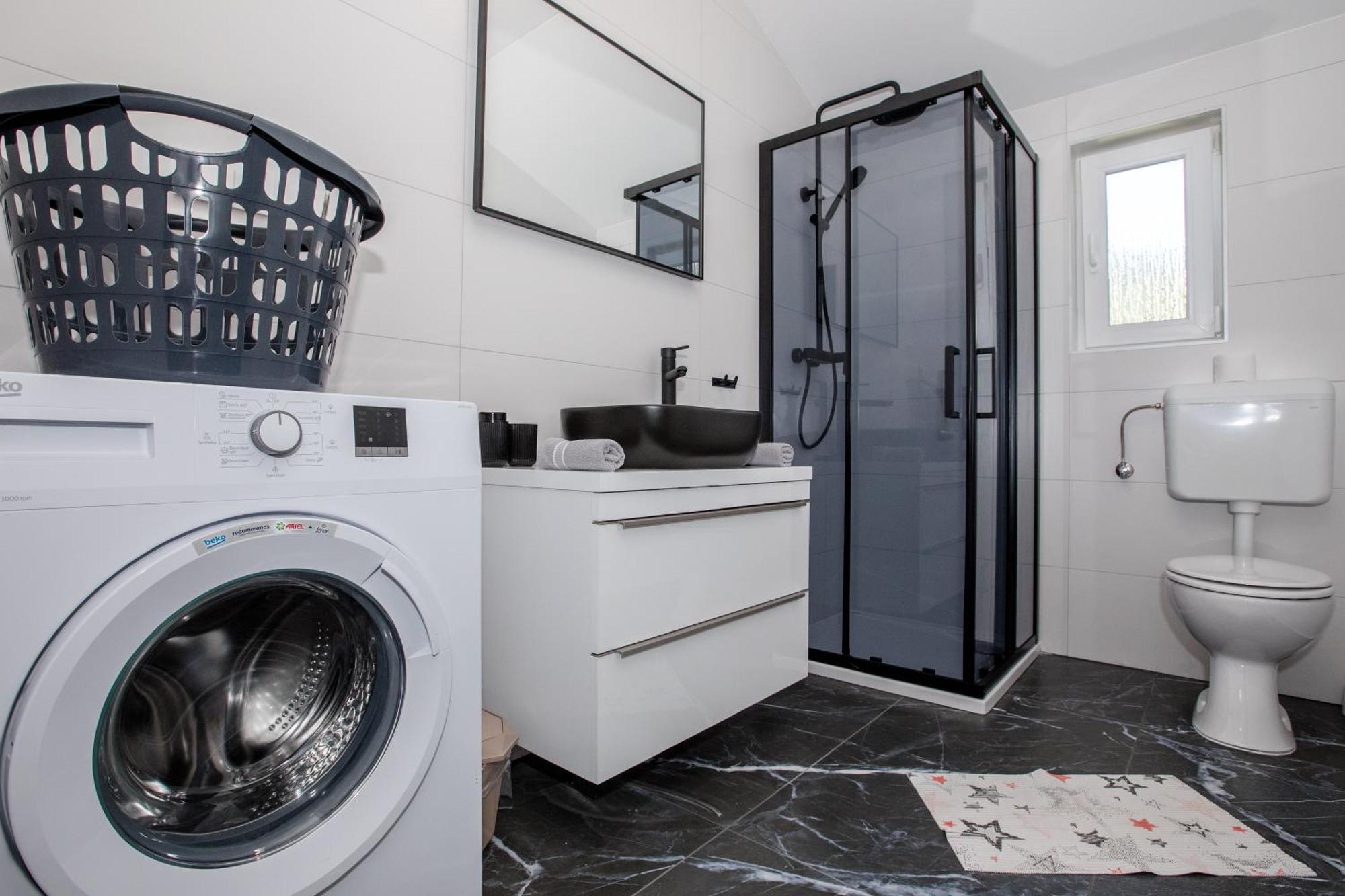 לופאר Mariva Apartments מראה חיצוני תמונה