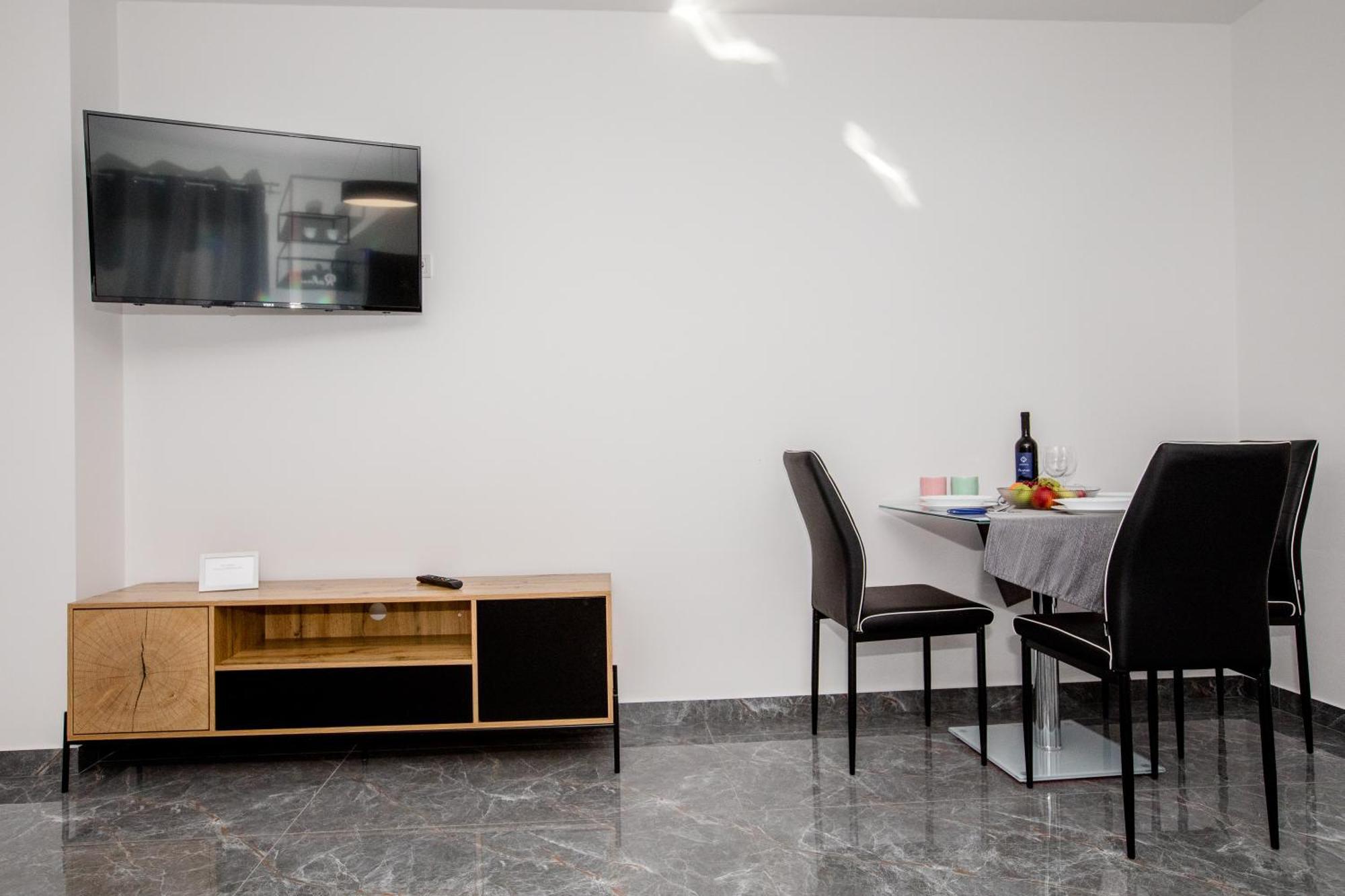 לופאר Mariva Apartments מראה חיצוני תמונה